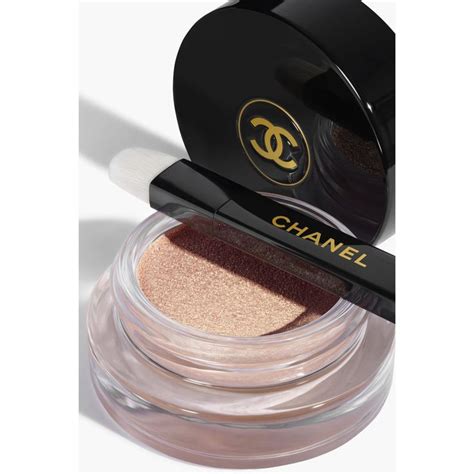 chanel ombretto undertone